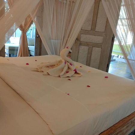 Villa Manis Gili Trawangan Esterno foto