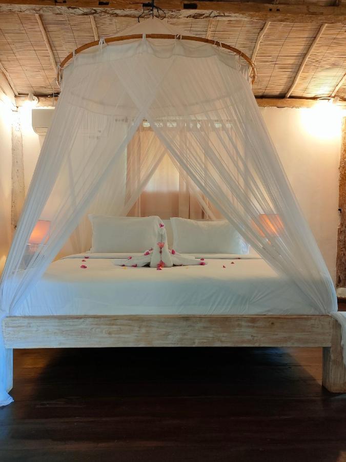 Villa Manis Gili Trawangan Esterno foto